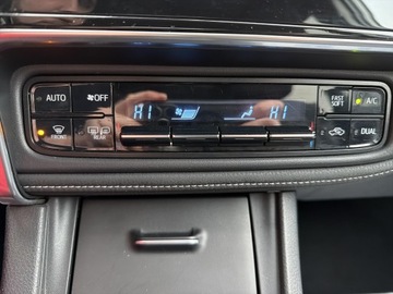 Toyota Corolla XI Sedan Facelifting 1,6 Valvematic 132KM 2018 Toyota Corolla 1.6 Premium EU6 Seria E16 (2012-201, zdjęcie 18