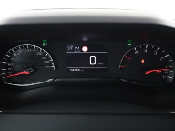 Peugeot 2008 II SUV 1.2 PureTech 100KM 2023 Peugeot 2008 navi kamera i czujniki parkowania, zdjęcie 21