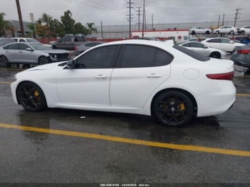Alfa Romeo Giulia II Sedan Facelifting 2.0 Turbo 280KM 2020 Alfa Romeo Giulia 2020 2.0l 2.0 Benzyna 280KM, zdjęcie 2