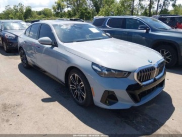 BMW Seria 5 G90-91 2024 BMW Seria 5 2024 BMW 530I XDRIVE 2.0 Benzyna 255KM, zdjęcie 1