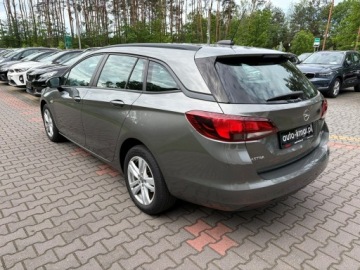 Opel Astra K Sports Tourer 1.4 Turbo 150KM 2017 Opel Astra Kombi 1.4 150 KM Automat FV23%, zdjęcie 4