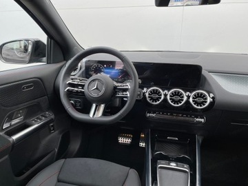 Mercedes GLA II Off-roader Facelifting 1.3 200 163KM 2025 MERCEDES-BENZ GLA 200 AMG Line Suv 1.3 (163KM) 2025, zdjęcie 9