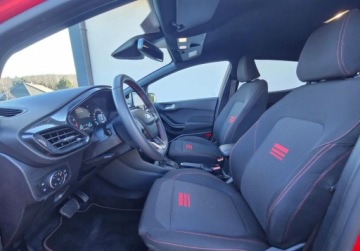 Ford Fiesta VIII Hatchback Facelifting 1.0 EcoBoost 125KM 2023 Ford Fiesta Automat, Hybryda,Niski przebieg, ze Szwajcarii Benzyna 125KM, zdjęcie 35