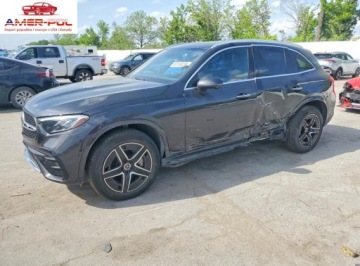 Mercedes GLC C254/X254 2025 Mercedes-Benz GLC 300 4matic 2025 2.0 Benzyna 255KM