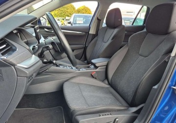 Skoda Octavia IV Kombi Plug-in 1.4 TSI iV Plug-In Hybrid 204KM 2021 Skoda Octavia 1.4iV PHEV 204 KM Style DSG Matrix KessyFull ACC Head-up Vir, zdjęcie 10