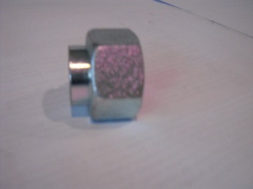 ГАЙКА ПЕРЕДНЕЙ СТУПИЦЫ DAEWOO LEGANZA,NUBIRA,LANOS