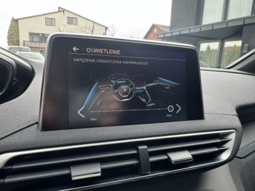 Peugeot 5008 II Crossover 2.0 BlueHDI 180KM 2018 Peugeot 5008 2.0 Blue-HDI 180KM GT Full Led Kamera, zdjęcie 31