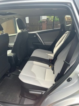 Toyota RAV4 IV MPV Facelifting 2.5 Hybrid 197KM 2017 Toyota Rav 4 Hybrid AWD-i 2.5 197KM 4x4 2017r bezwypadkowy, zdjęcie 5