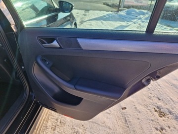 Volkswagen Jetta VI Sedan 1.4 TSI 122KM 2014 Volkswagen Jetta Sliczna czarna 1.4 benzyna salon Polska 1 wlasciciel bezw, zdjęcie 21