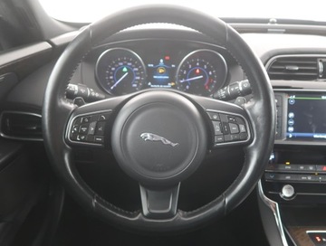 Jaguar XE Sedan 2.0 i4 240KM 2016 Jaguar XE 25t, Salon Polska, Serwis ASO, Automat, zdjęcie 15