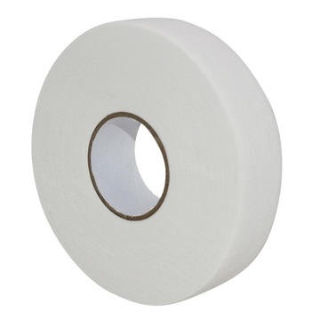 Biała taśma do hokeja na lodzie o wymiarach 2,5 cm x 25 m