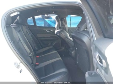 Volvo S60 III 2024 Volvo S60 B5 Plus Black Edition 2024 2.0l 2.0 Benzyna 247KM, zdjęcie 12