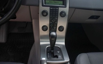 Volvo S40 II 2.4 i 140KM 2007 Volvo S40 Swiezo sprowadzone, przygotowane do rejestracji 2.4 Benzyna, zdjęcie 14