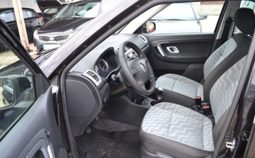 Skoda Fabia II Hatchback 1.4 i 16V 85KM 2008 Skoda Fabia bezwypadkowa - Climatronic - auto zarejstrowane 1.4 Benzyna, zdjęcie 18