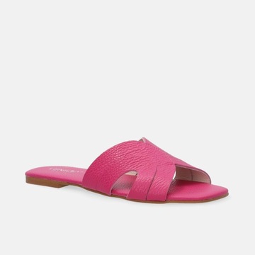 Damskie buty VENEZIA. Skórzane klapki w kolorze różowym rozm.39