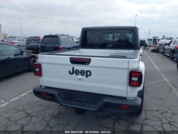 Jeep Gladiator 2022 Jeep Gladiator 2022r., 4x4, 3.6L 3.6 Benzyna 285KM, zdjęcie 7