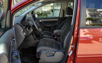 Volkswagen Touran II 2012 Volkswagen Touran 1,4TSI 2011 r. 130 tys. km 1.4 Benzyna 150KM, zdjęcie 6