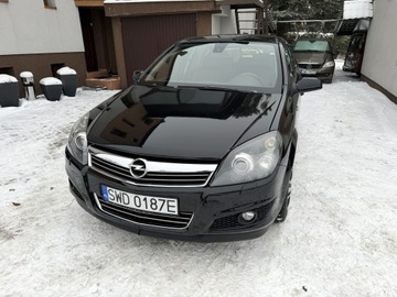 Opel Astra H Hatchback 5d 1.4 TWINPORT ecoFLEX 90KM 2009 Opel Astra TYLKO 141tyśkm! 1WŁ 2009r LIFT Max Opcja COSMO Skóry 1.4 IDEAŁ, zdjęcie 1