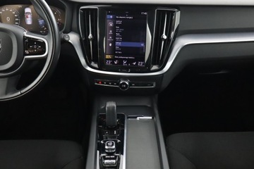 Volvo V60 II  2021 Volvo V60 B4, Salon Polska, 1. Właściciel, zdjęcie 11