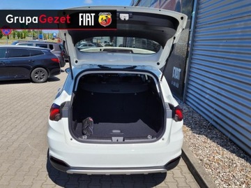 Fiat Tipo II Station Wagon Facelifting 1.5 Hybrid 130KM 2023 Fiat Tipo KOMBI SERIA 3 1.5 130 KM Hybrid (RED) BlackWeek, zdjęcie 6