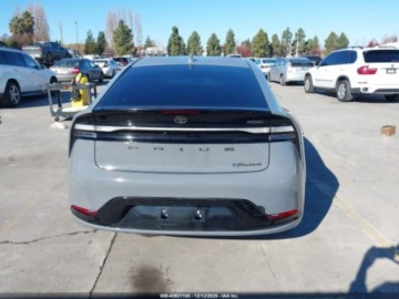 Toyota Prius V (XW60) 2024 Toyota Prius 2024 Toyota Prius Prime SE 2.0 Hybryda Plug-in 150KM, zdjęcie 4