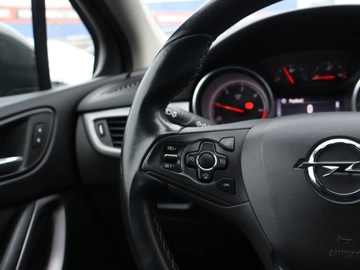 Opel Astra J GTC 1.6 CDTI Ecotec 110KM 2015 Opel Astra 1.6 CDTI, Navi, Klima, Tempomat, zdjęcie 14