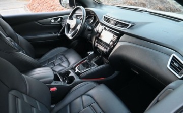 Nissan Qashqai II Crossover Facelifting 1.7 dCi 150KM 2020 Nissan Qashqai 1,7 DCI 150KM 4X4 Panorama FULL LED Nawigacja Kamera 360 BO, zdjęcie 20
