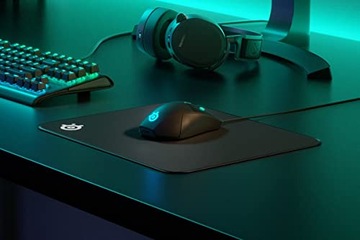 SteelSeries QcK Edge Medium 27 x 32 см