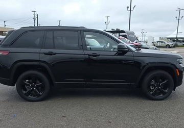 Jeep Grand Cherokee V 2023 Jeep Grand Cherokee Auta z USA - Zapytaj o wiecej ofert 3.6 Benzyna