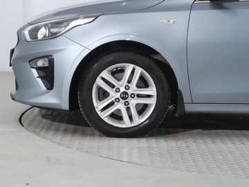 Kia Ceed III Kombi 1.6 CRDi 136KM 2021 Kia Ceed 1.6 CRDi MHEV, Salon Polska, zdjęcie 13