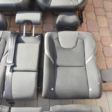 VOLVO V40 II СИДЕНЬЯ СИДЕНЬЯ ДВЕРИ ОБИВКА БЕКОНОВЫЙ ВЕЛОР ISOFIX