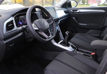 Volkswagen T-Roc I 2025 Volkswagen T-Roc LED, pakiet zimowy, dostepny od reki Benzyna 116KM, zdjęcie 8