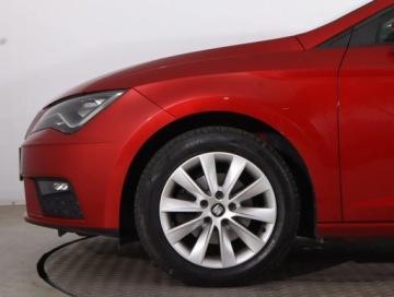 Seat Leon III ST Facelifting 1.2 TSI 110KM 2018 Seat Leon 1.2 TSI, Salon Polska, Navi, Klima, zdjęcie 13