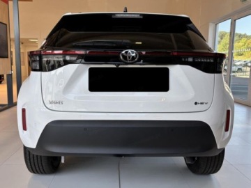 Toyota 2025 Od ręki - Style 1.5 Hybrid 130KM | Podgrzewane fotele!, zdjęcie 4