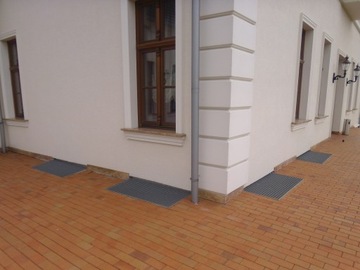 DOŚWIETLACZ NAŚWIETLACZ PIWNICZNY ZSYP WĘGLOWY WOLFA 101x66x43 RUSZT 30/10