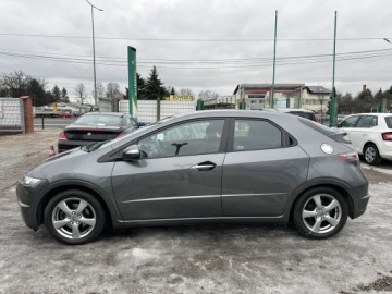 Honda Civic VIII Hatchback 3d 1.4 i-VTEC 100KM 2009 Honda Civic 1.4 100KM/Zamian/Kredyt/VIP Gwarant, zdjęcie 5