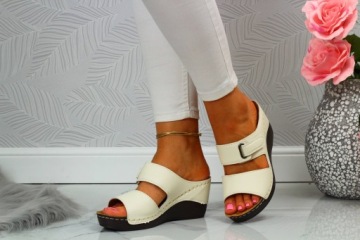 ТАПОЧКИ ЖЕНСКИЕ ВЫСОКИЕ, ПРИШИВАННЫЕ НА ТЕЛЕЖКЕ