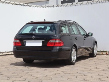 Mercedes Klasa E W211 Kombi S211 3.0 V6 (280) 231KM 2006 Mercedes E E 280 , Automat, Navi, Klima, zdjęcie 4