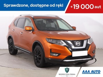 Nissan X-Trail III Terenowy 2.0 dCi 177KM 2017 Nissan X-Trail 2.0 dCi, Salon Polska