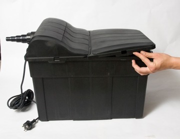 Фильтр для пруда NUB-12000 с УФ-лампой мощностью 18 Вт.