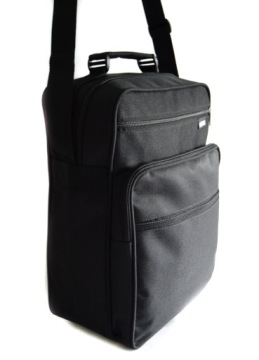 EN SOLID MALE WORKER's BAG на рамке A4