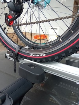 Крепление для велосипедов HAKR Speed ​​ALU + 2 ЗАМКА Жешув