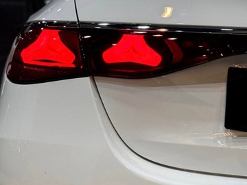 Mercedes Klasa E W214 2025 E Klasa 300 e 4-Matic AMG 2.0 (333KM) 2025, zdjęcie 21