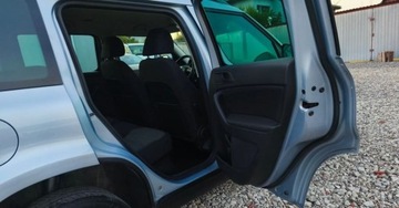 Skoda Yeti Minivan 1.2 TSI 105KM 2010 Skoda Yeti Skoda Yeti 1.2 Benzyna 105KM, zdjęcie 32