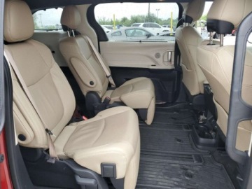 Toyota Sienna III 2021 Toyota Sienna Limited 2021 2.5l 2.5 Hybryda 245KM, zdjęcie 10