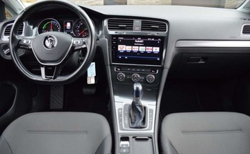 Volkswagen Golf VII e-Golf Facelifting Electro 136KM 2018 Volkswagen Golf 136 KM FULL LED Nawigacja Serwisowany Zarejestrowany 136KM, zdjęcie 21