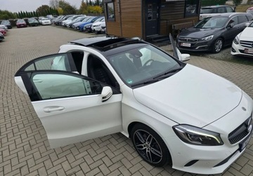 Mercedes Klasa A W176 Hatchback 5d Facelifting 180 122KM 2017 Mercedes-Benz Klasa A 1,6 Benzyna 122 KM GWARANCJA Zamiana Zarejestrowany, zdjęcie 34