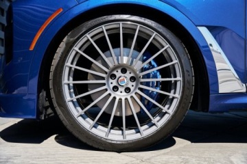 BMW X7 2026 BMW X7 Alpina XB7 2026 4.4 Benzyna 631KM, zdjęcie 3