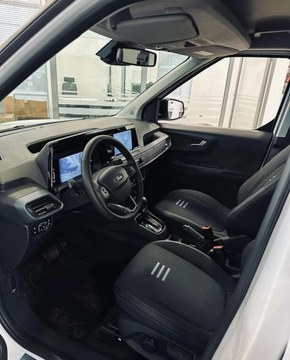 Ford Tourneo Courier II 1.0 EcoBoost 125KM 2025 Ford Tourneo Courier Ford Tourneo Courier 1.0 EcoBoost Active Benzyna 125KM, zdjęcie 2