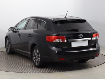 Toyota Avensis III Wagon Facelifting 1.8 Valvematic 147KM 2013 Toyota Avensis 1.8 Valvematic, Klima, Klimatronic, zdjęcie 3